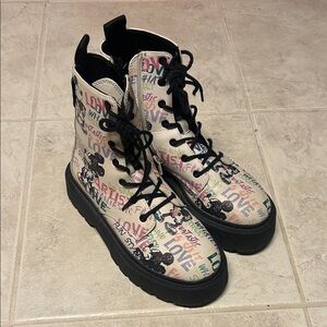 Zara Kids Boots with Colorful Graphic Print